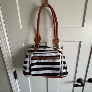 Super cute vacation bag! Summer, cruise, travel, pockets, stripes, nautical